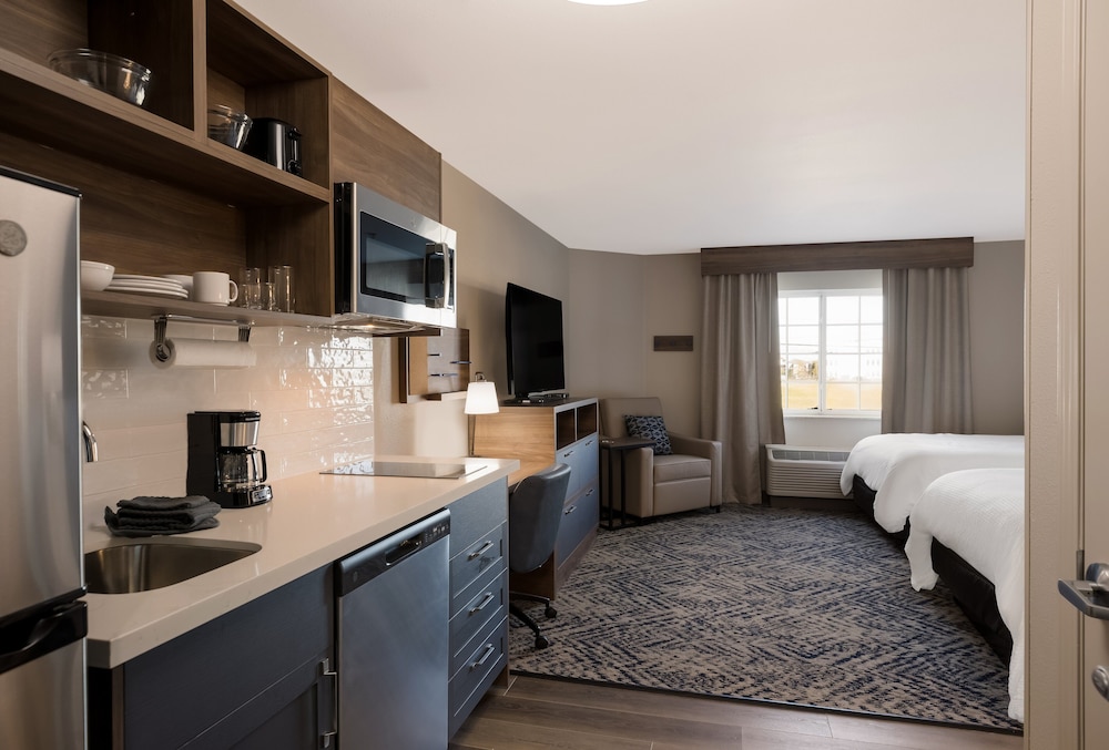 Candlewood Suites Lafayette River Ranch an IHG Hotel - photo 8