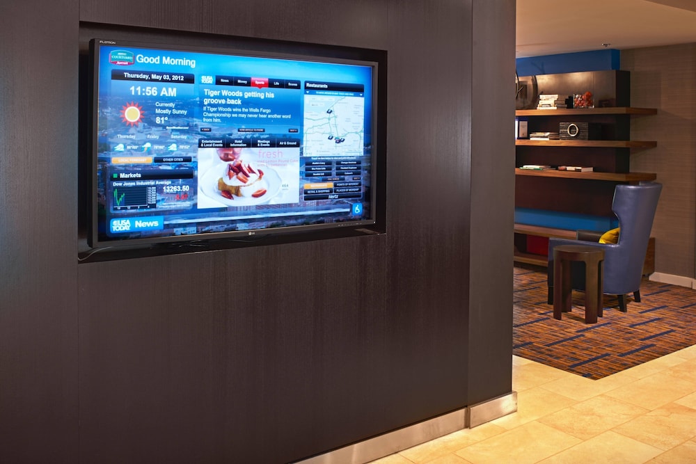 Courtyard by Marriott Cleveland Independence - photo 18