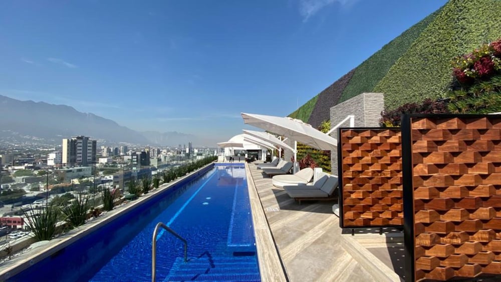 Rooftop pool
