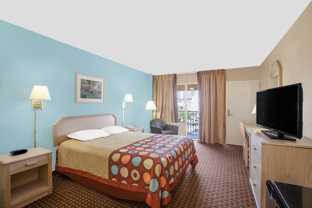 Super 8 Corpus Christi Bayfront Area - photo 17
