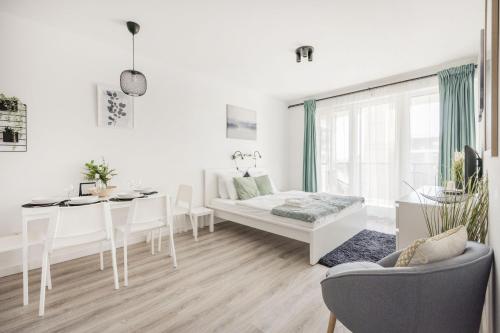 Modern Riverfront Apartment with Free Parking — 4-Star Luxury Hotel in Budapest, Hungary