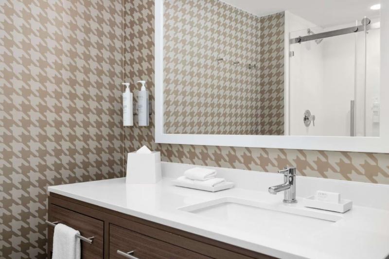 Home2 Suites by Hilton Elkhart - photo 9