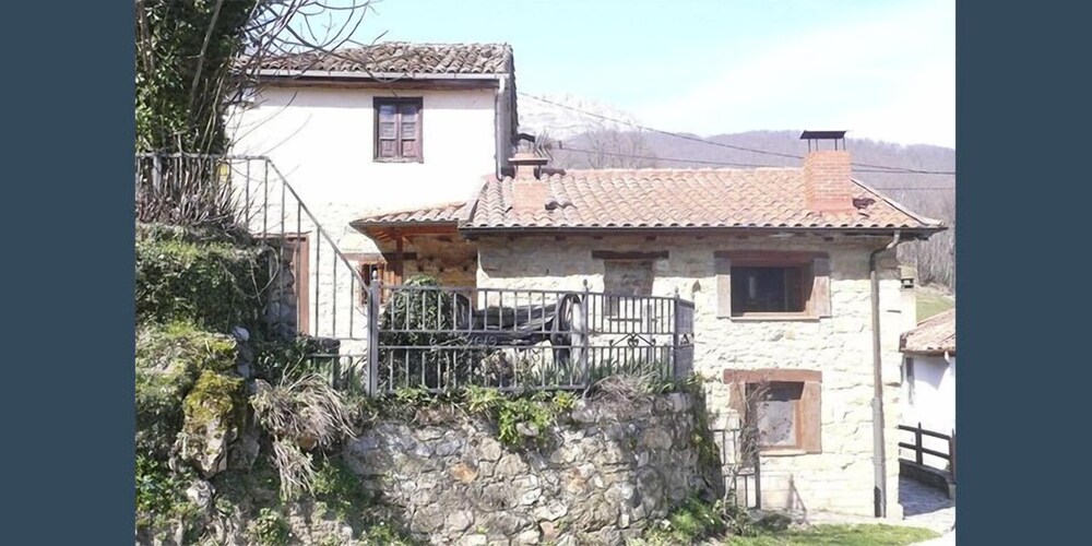 Casa Rural Casa Loso 11024318 — Pola De Lena