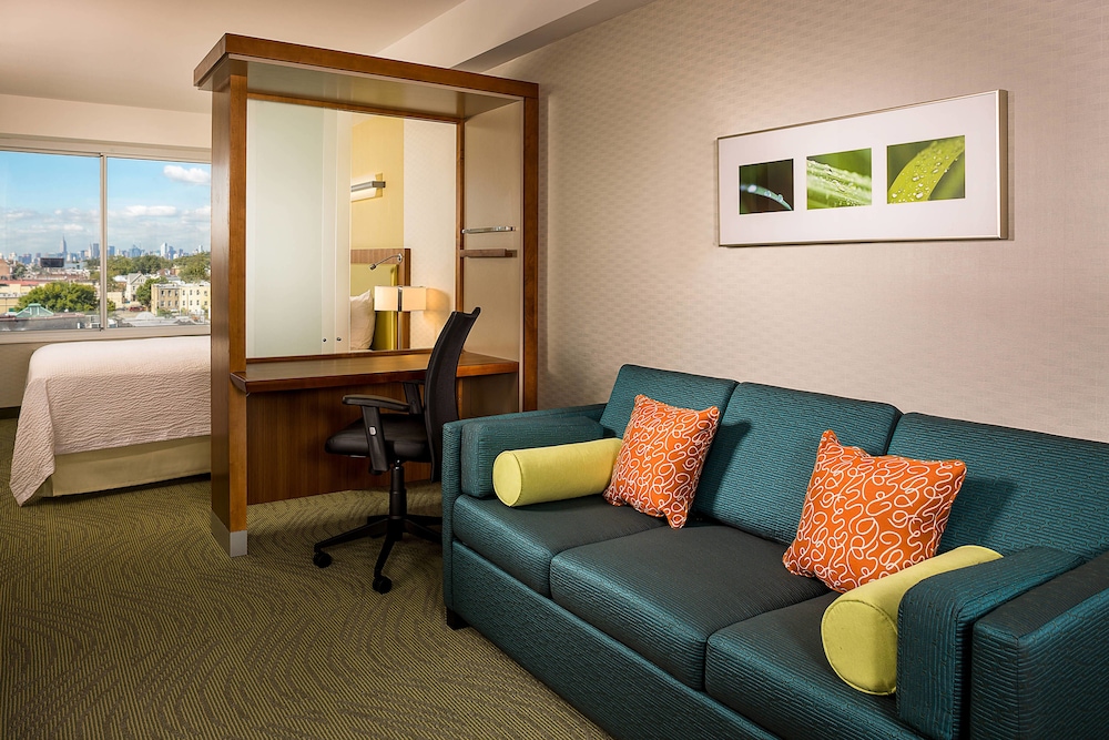 SpringHill Suites New York LaGuardia Airport - photo 4