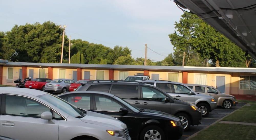 American Motor Inn - photo 39
