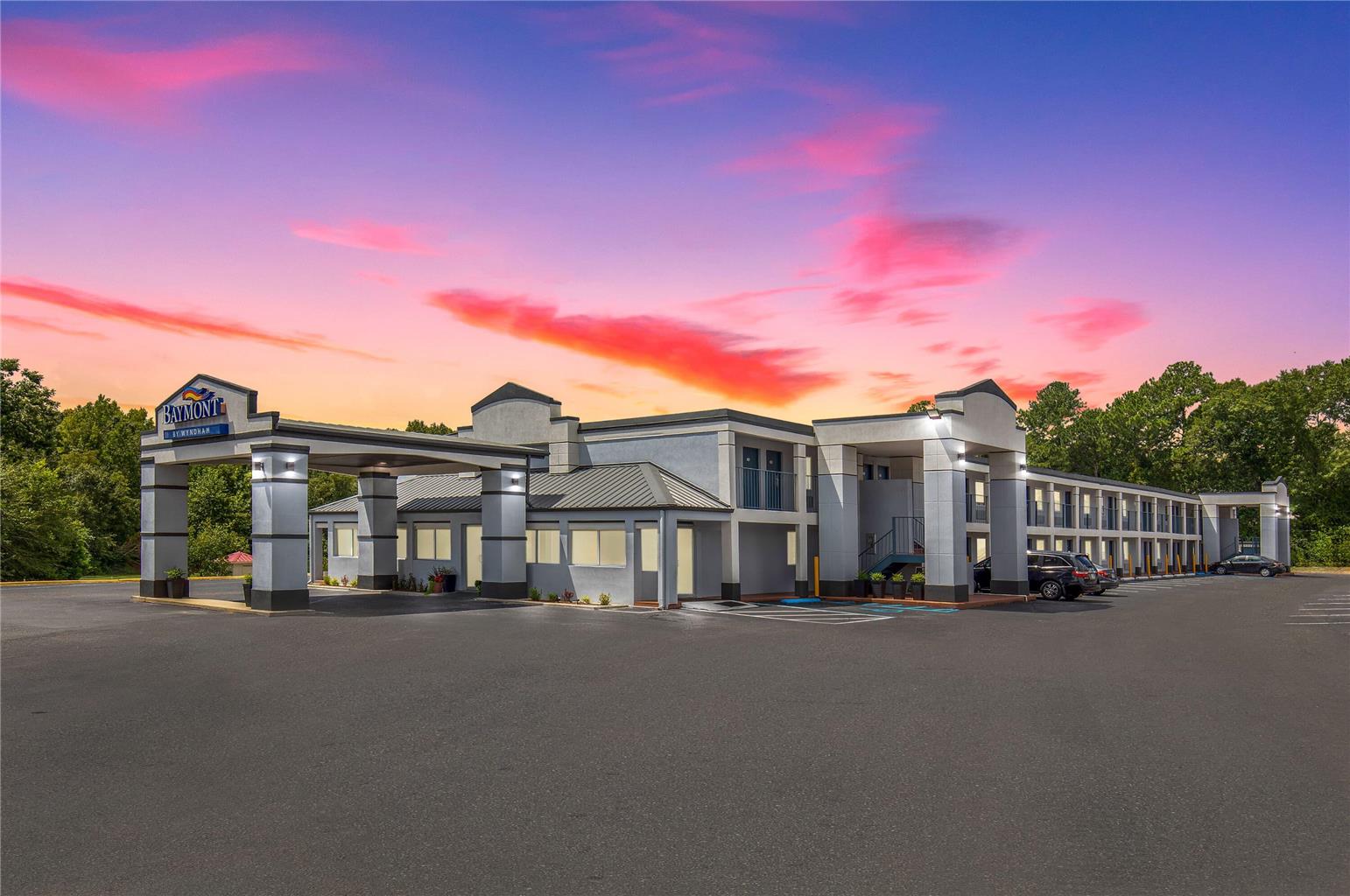 Baymont by Wyndham Dothan — Dothan — photo 2