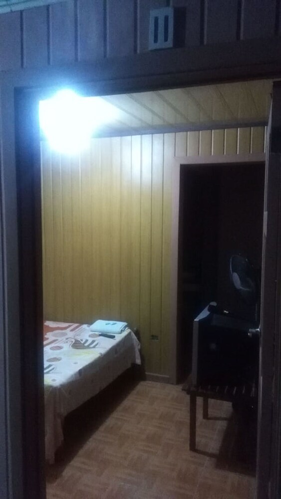Cabinas Naomy — hotel in Paquera