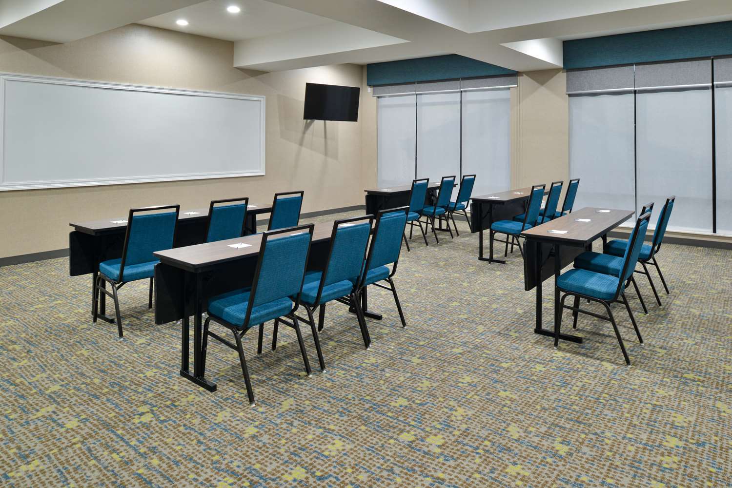 Hampton Inn Laplace - photo 23