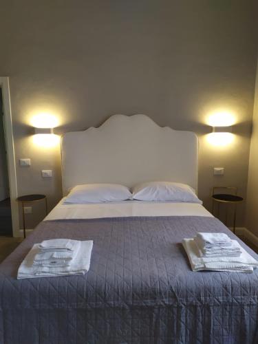 B&B Suite 44 — 4-Star Luxury Hotel in Pesaro, Italy