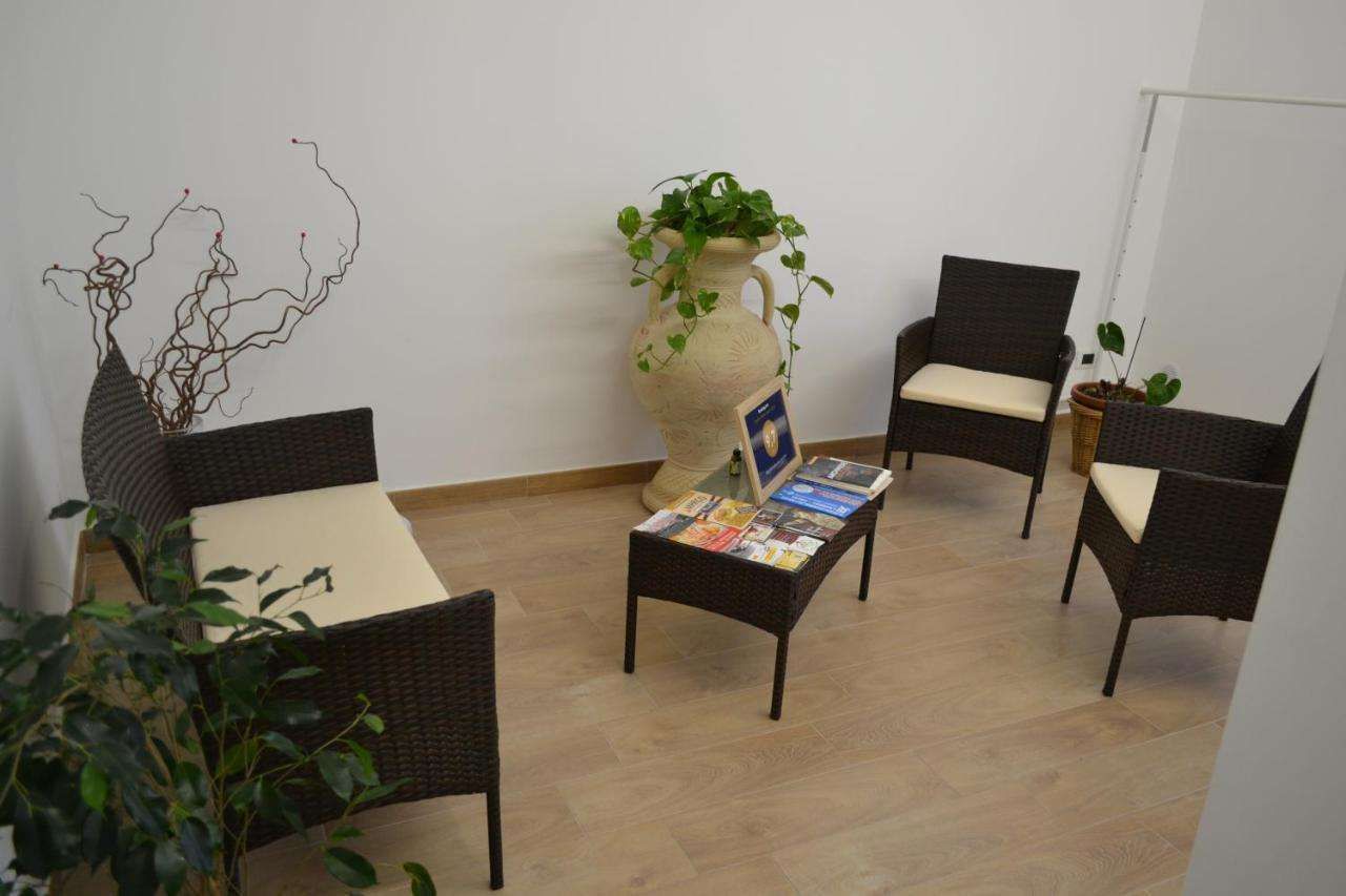 Regina Lucia casa vacanze — 4-Star Luxury Hotel in Siracusa, Italy