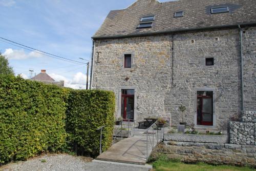 Le Grenier de la Floye Gîte Coquelicot — hotel in Mettet