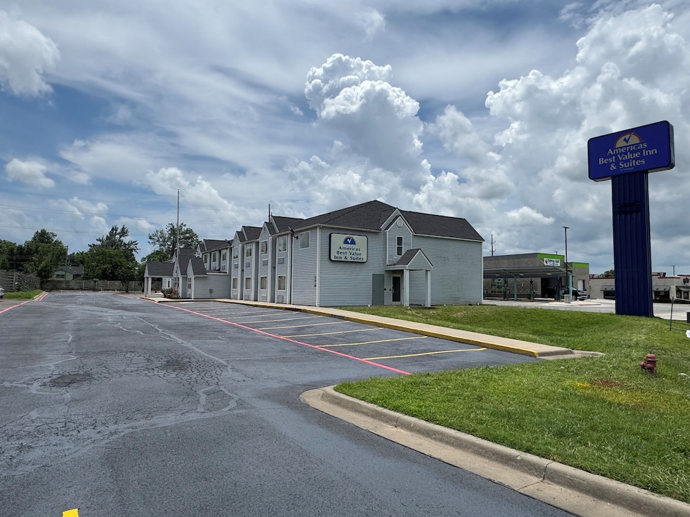 Americas Best Value Inn & Suites Ada - photo 20