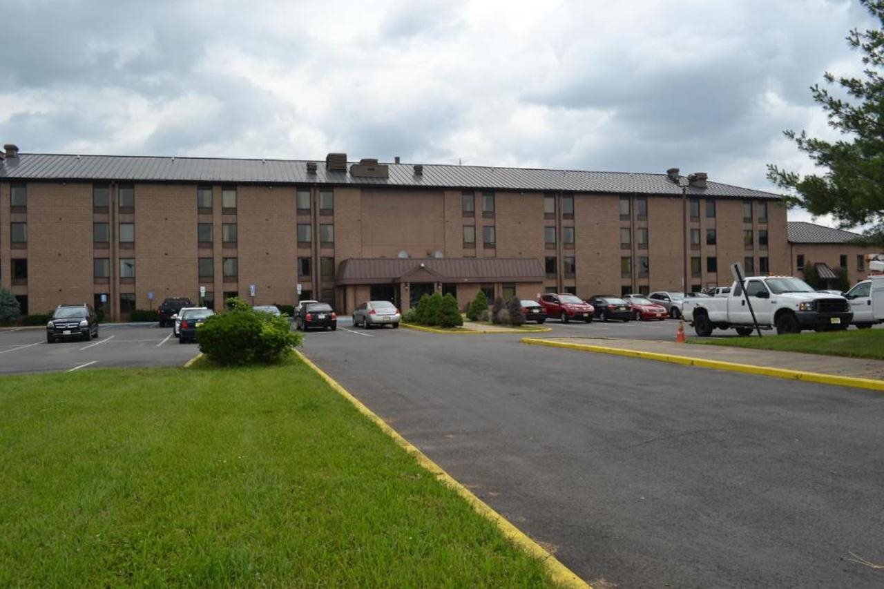Town Inn & Suites South Plainfield NJ — hotel in South Plainfield
