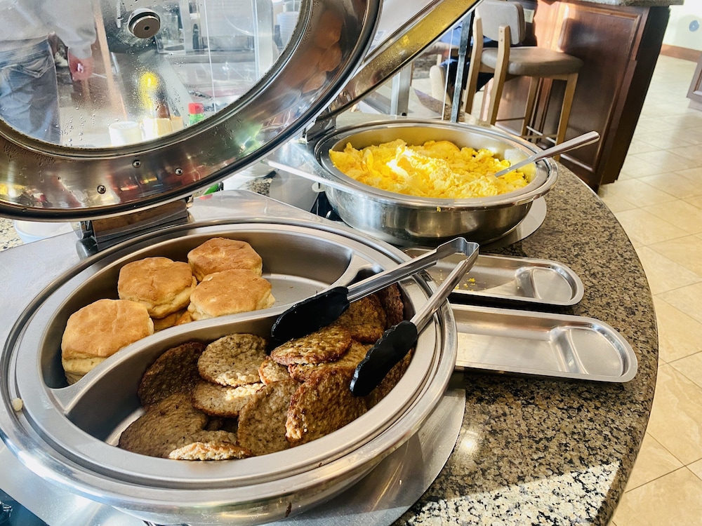 Staybridge Suites Great Falls by IHG - photo 96