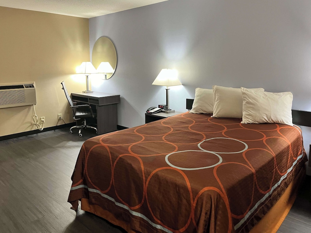 Motel 6 Litchfield IL - photo 11