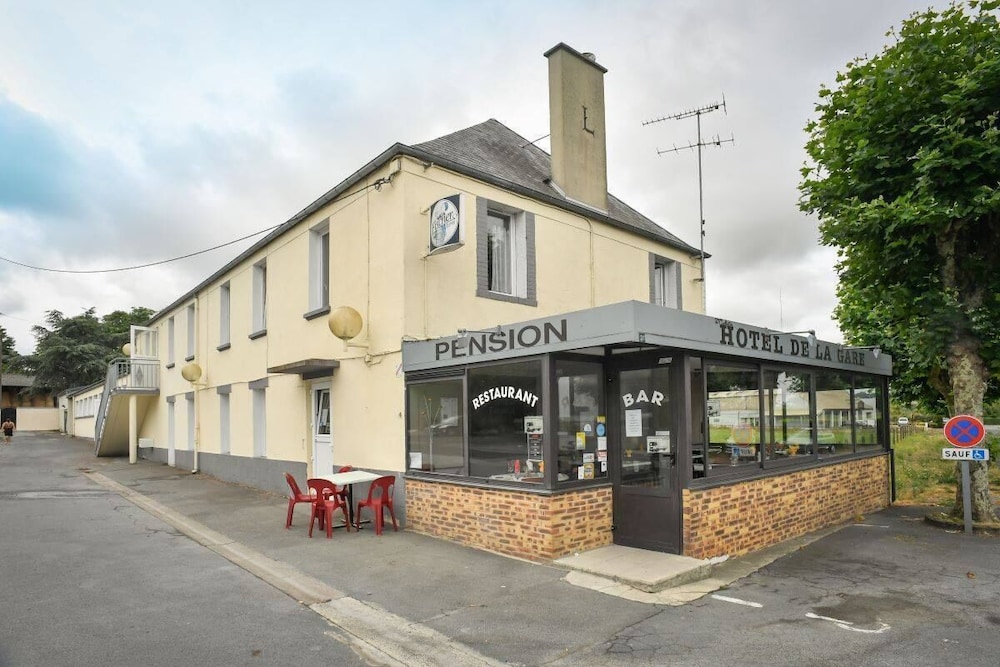 Hotel De La Gare — Saint Amand Les Eaux