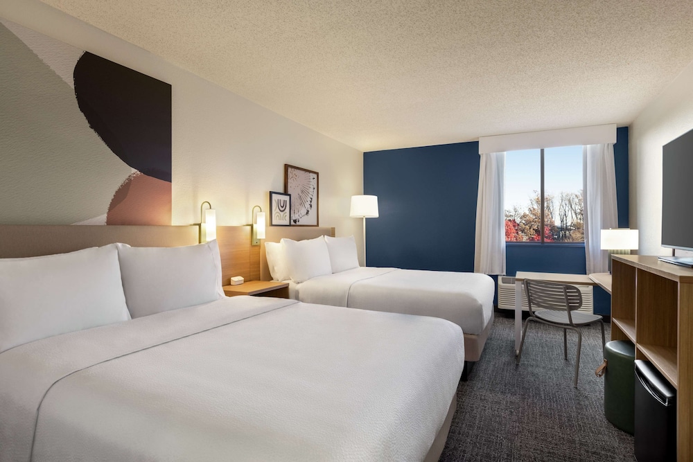 Spark by Hilton Germantown Washington DC North - photo 13