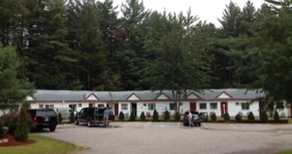 Saco River Motor Lodge & Suites - photo 29