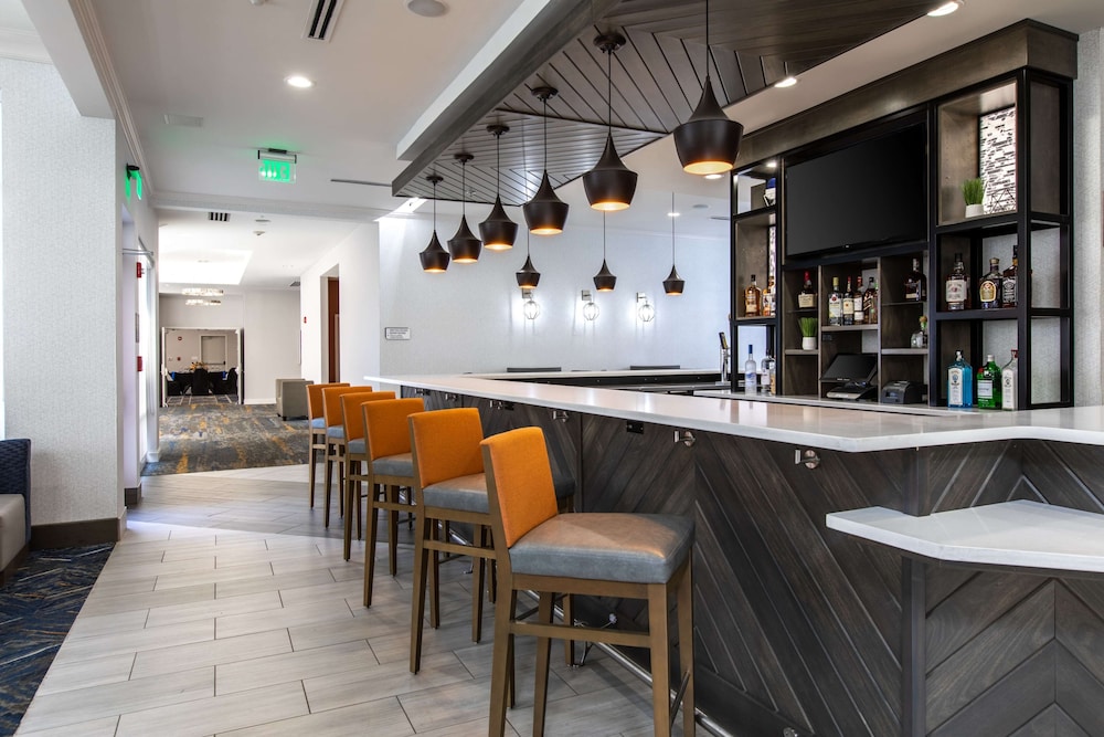 Hilton Garden Inn Lynchburg - photo 46