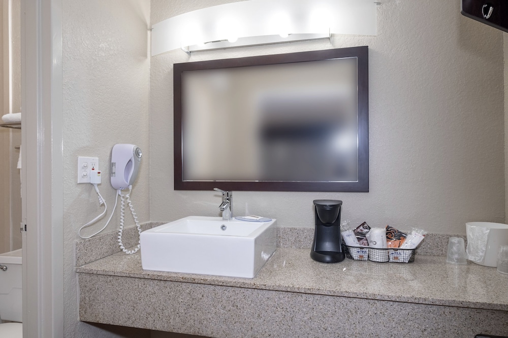 Red Roof Inn PLUS St Augustine - photo 30