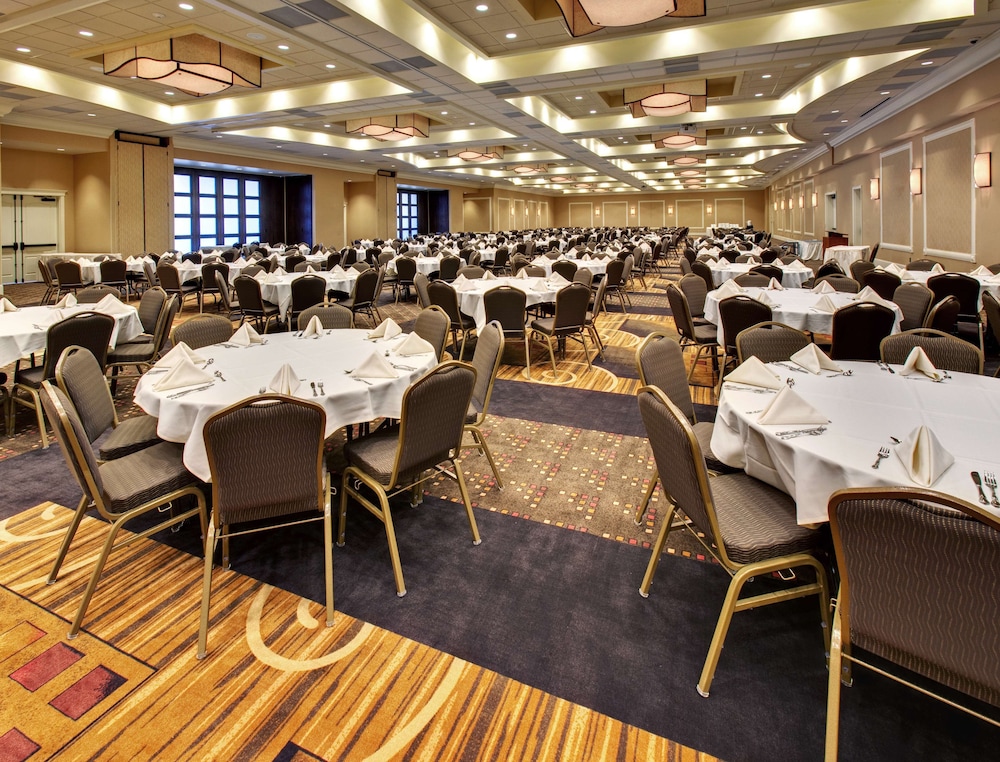 Hampton Inn & Suites Aberdeen - photo 24