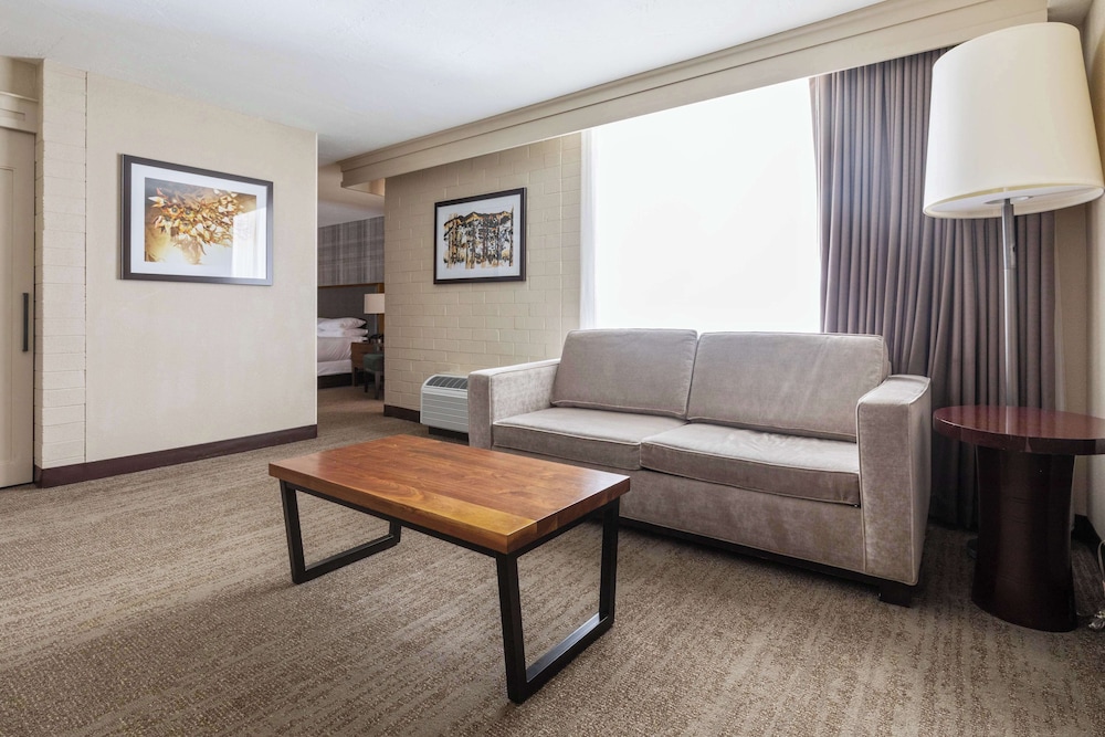 DoubleTree by Hilton Hotel Park City The Yarrow - photo 39
