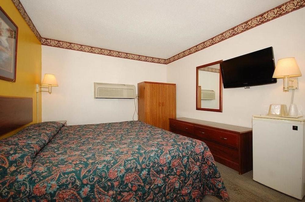 Regency Inn Kansas City - photo 7
