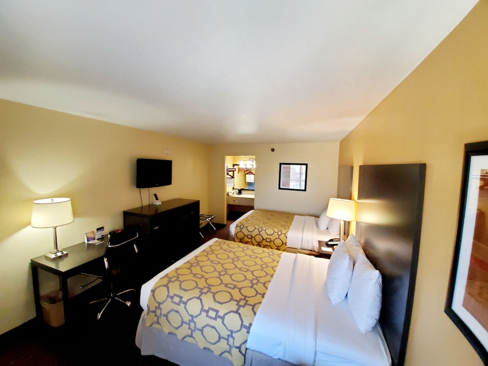 Baymont by Wyndham Goodlettsville Nashville - photo 8