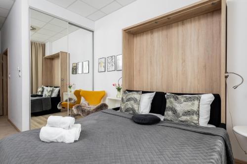 ALE Jerozolimskie Varsovia Apartments — 4-Star Luxury Hotel in Warsaw, Poland
