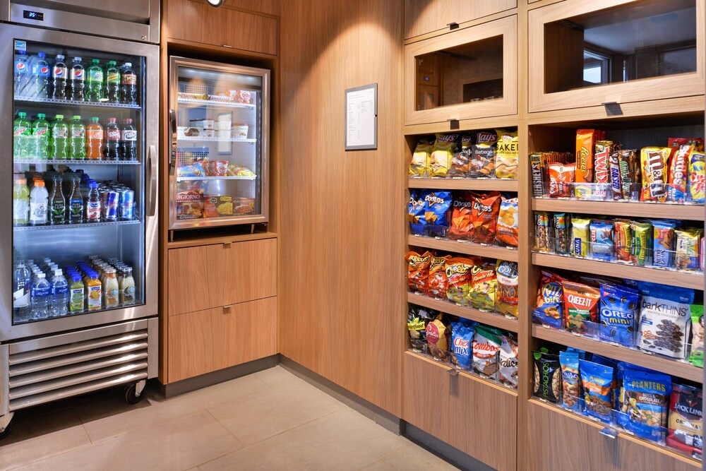 Fairfield Inn & Suites by Marriott Minneapolis Shakopee - photo 33