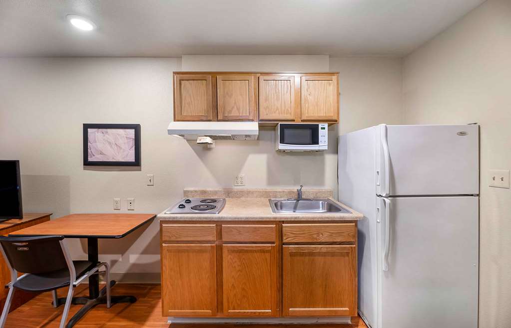 Extended Stay America Select Suites Lubbock South - photo 17