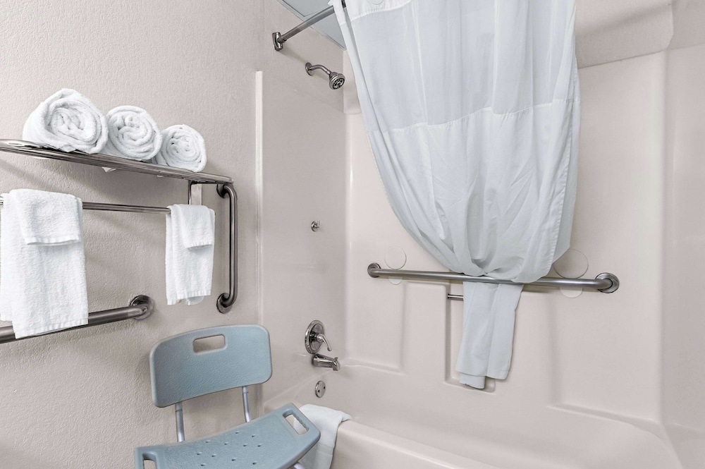 Quality Inn Jessup Columbia South Near Fort Meade - photo 14