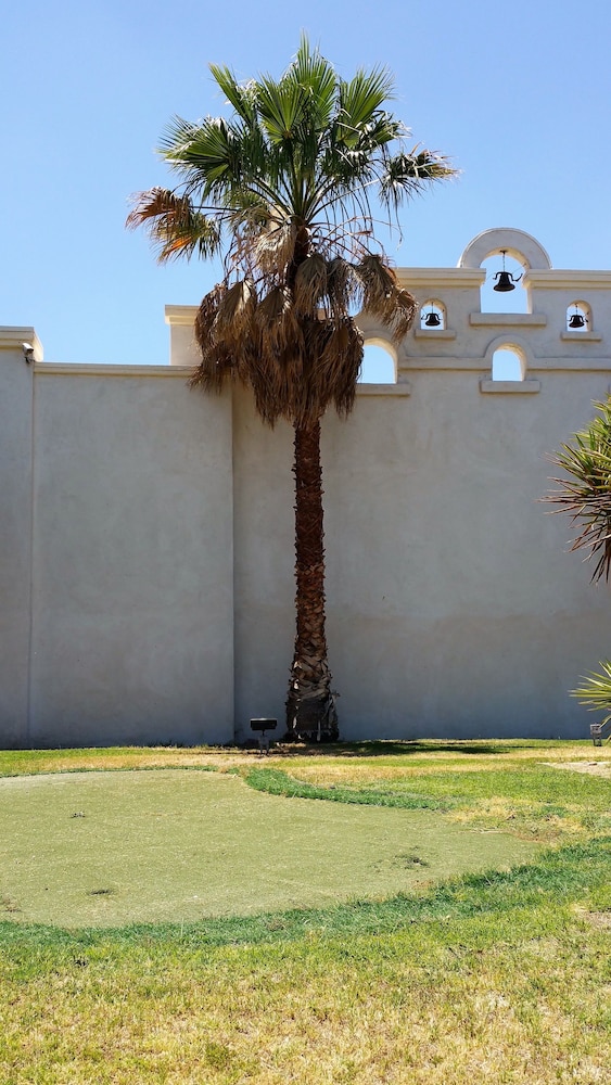 Quality Inn Barstow Route 66 - photo 33