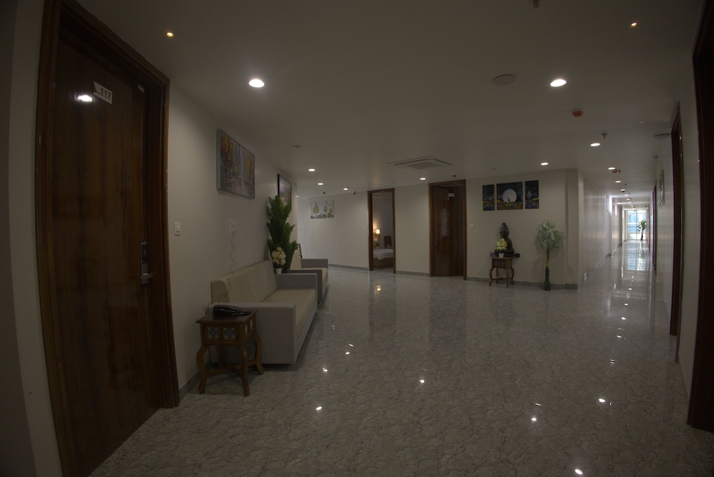 Royal Greens - carbon neutral hotel in Sikar