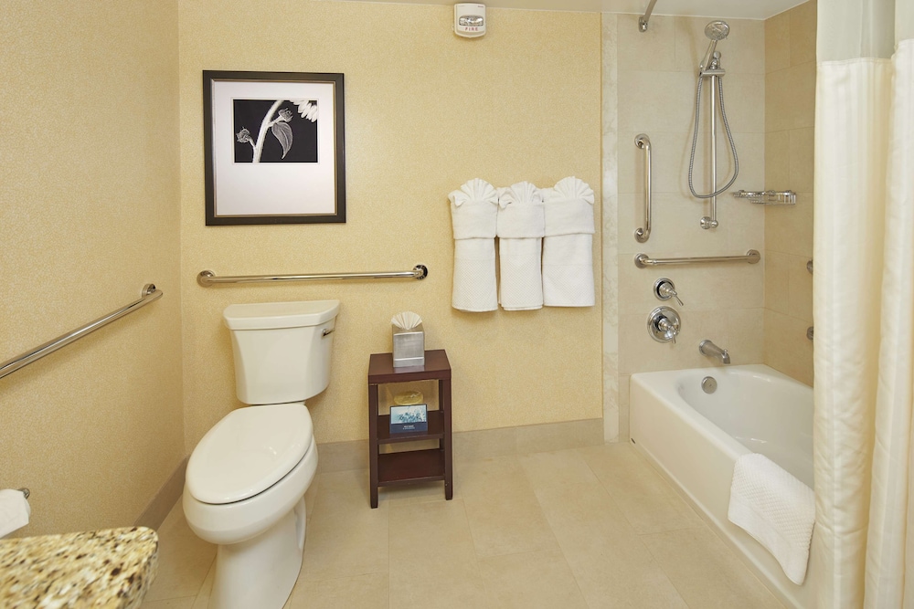Hilton Raleigh North Hills - photo 29