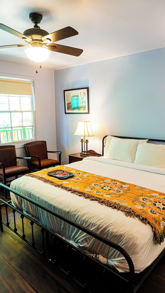 Olde Town Inn - photo 20