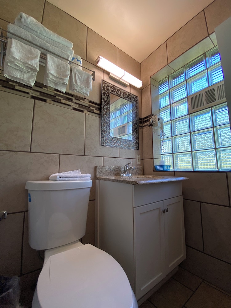 Northland Motel Bay City Kawkawlin - photo 12