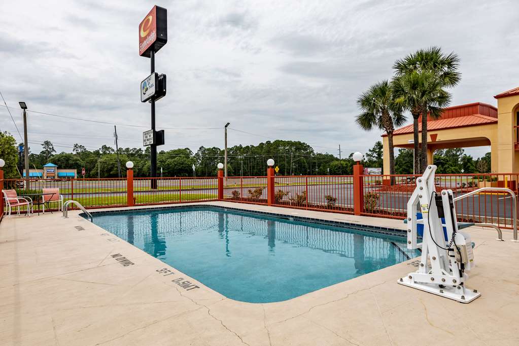 Econo Lodge Kingsland - photo 18