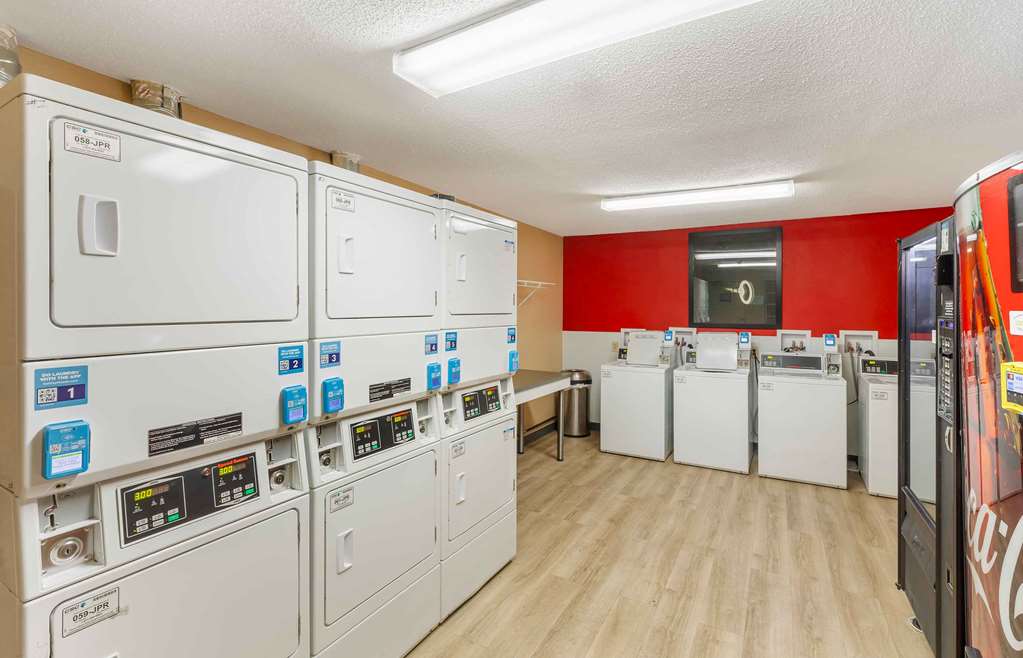 Extended Stay America Select Suites St. Louis Westport E Lackland Rd - photo 20