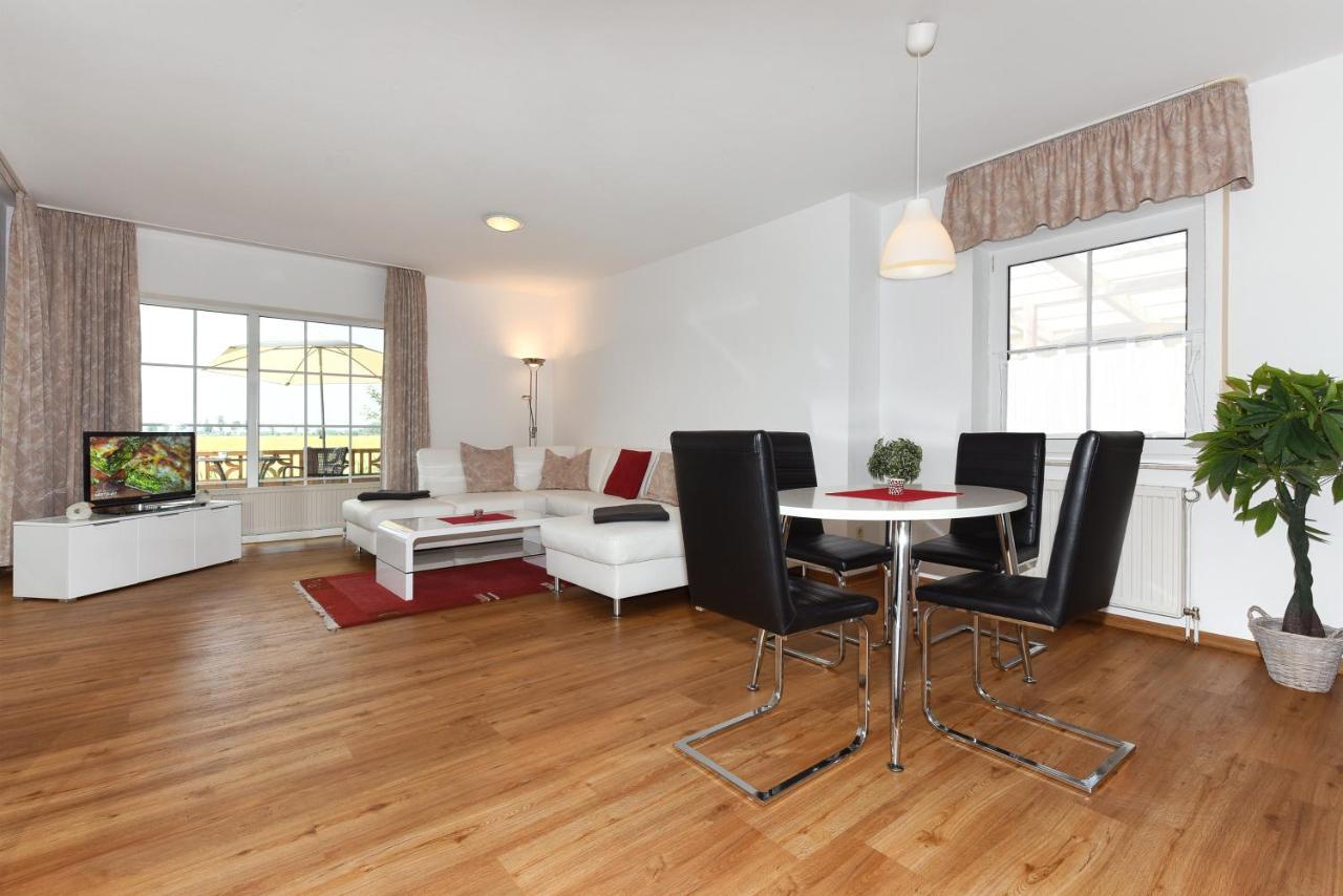 Ferienwohnung Kapitän — 4-Star Luxury Hotel in Wittmund, Germany