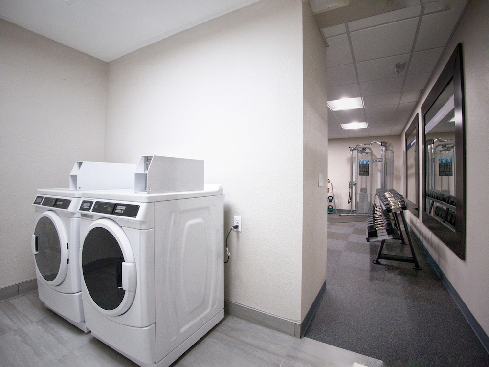 Hampton Inn Oklahoma City Edmond - photo 28