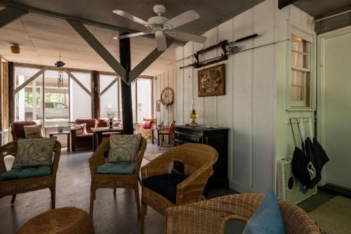 Beaching & Griping by Oak Island Accommodations - photo 50