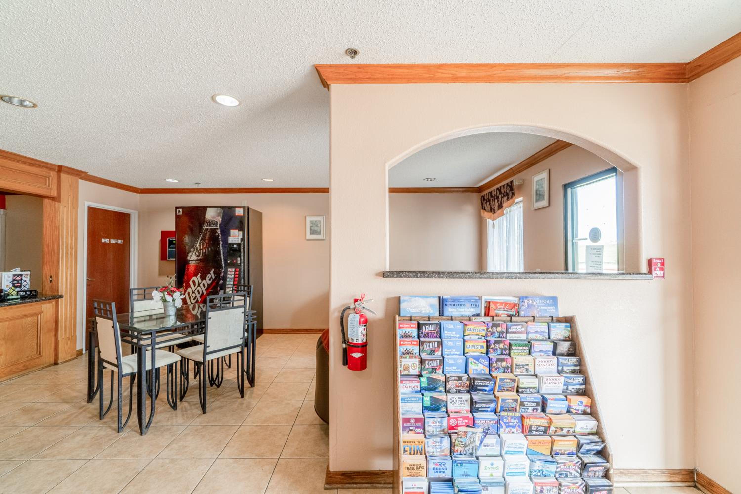 Capital O Fairway Inn Baytown La Porte TX - photo 25