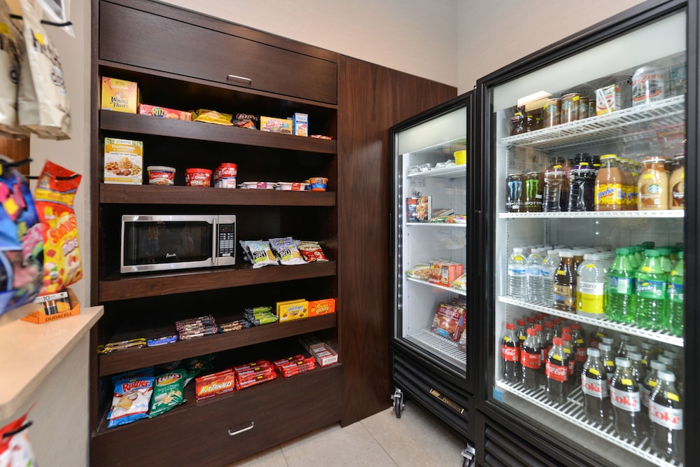 Holiday Inn Express St. Louis West O'Fallon by IHG - photo 58