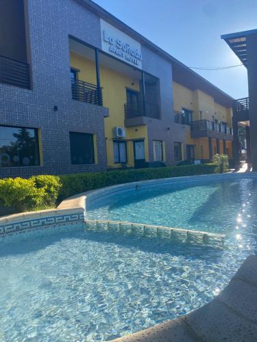 Apart hotel la soñada in Federacion, Argentina