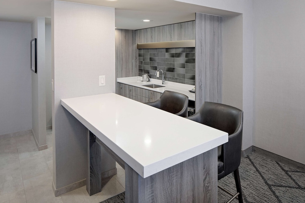 DoubleTree by Hilton Tulsa Downtown - photo 34