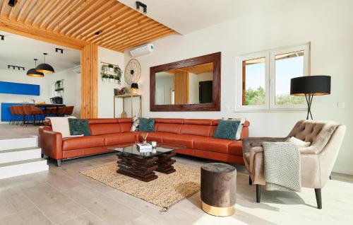 4 Bedroom Awesome Home In Dubravice — Skradin — photo 4