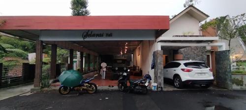 Selaras Villa — 4-Star Luxury Hotel in Tasikmalaya, Indonesia
