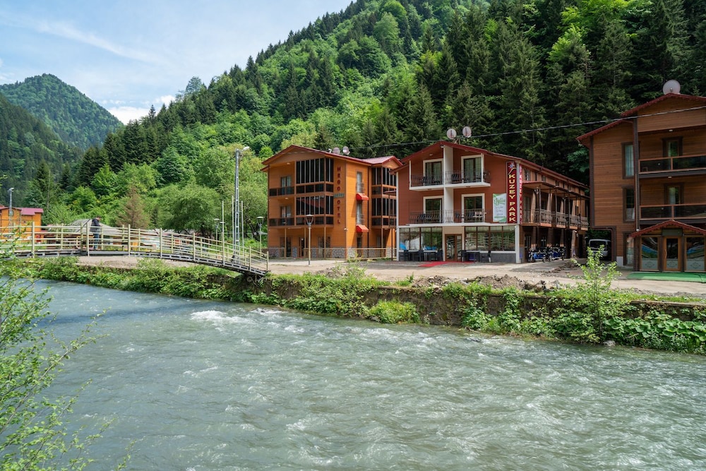 Kuzey Park Otel — hotel in Caykara