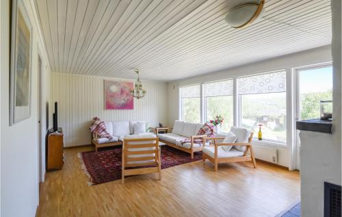 Awesome Home In Hjälteby With Wifi — Elloes — photo 2